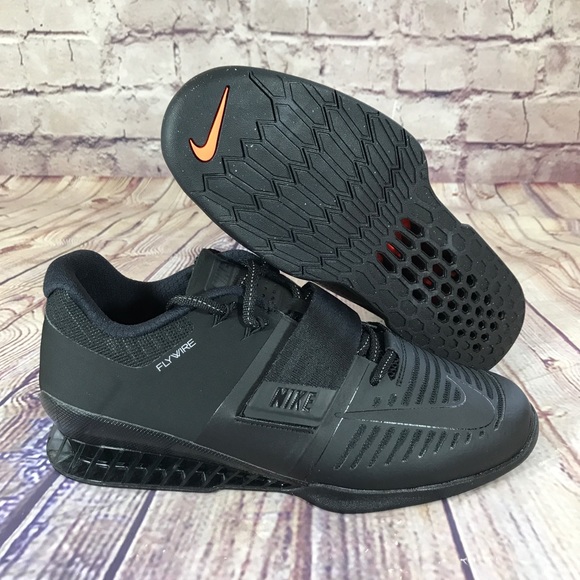 nike romaleos 3 triple black